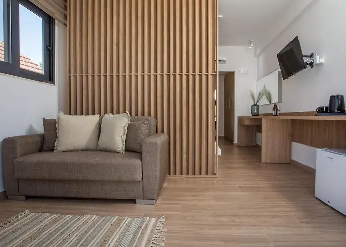 Cactus Suites
